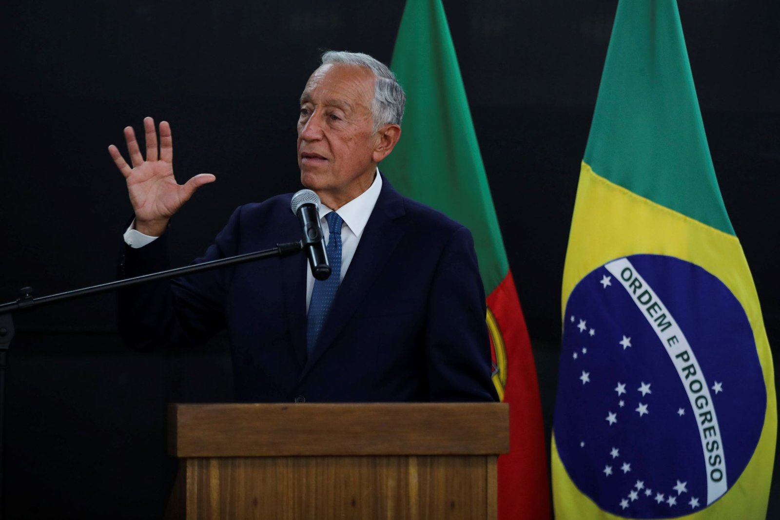 O Presidente da República, Marcelo Rebelo de Sousa, discursa durante o encontro com a comunidade portuguesa na Associação Portuguesa. (Arquivo) Crédito: Manuel de Almeida, Lusa