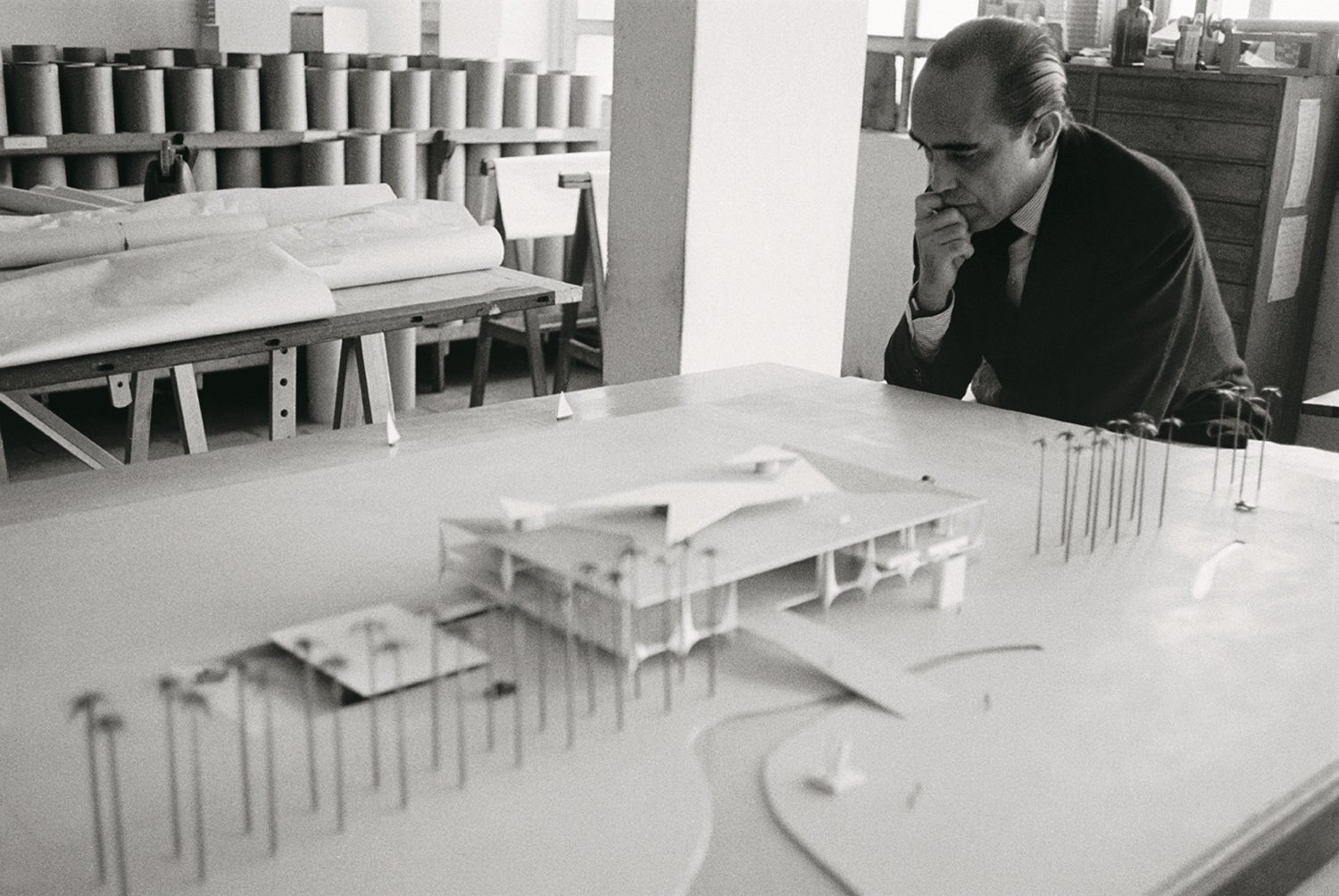 Oscar Niemeyer, expoente da arquitetura e um dos idealizadores de Brasília. Crédito: Divulgação