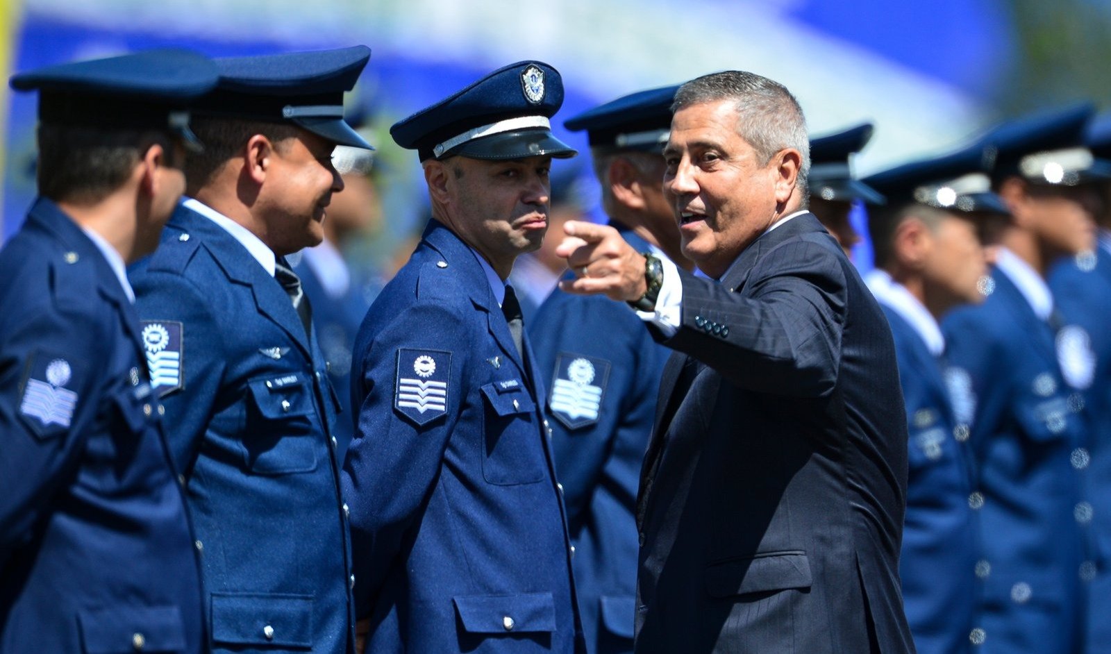 Braga Netto, durante a cerimônia militar de promoção de Graduados do Quadro Especial de Sargentos, na Base Aérea de Brasília, em abril de 2022 Crédito: Marcelo Camargo, Agência Brasil