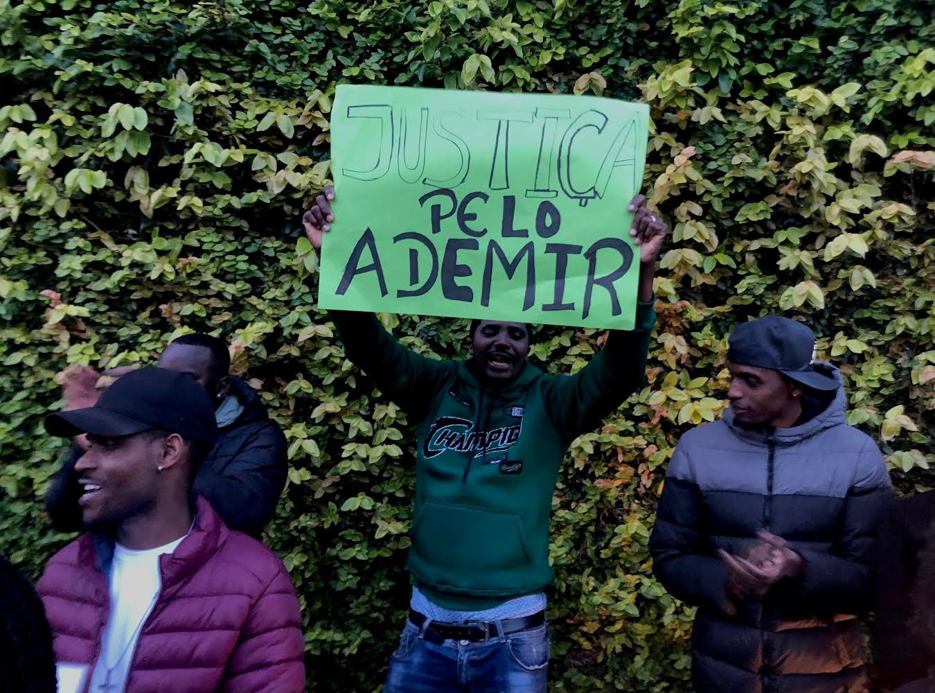 Manifestação no Faial com pedido de 'justiça pelo Ademir'. Crédito: Arquivo Pessoal