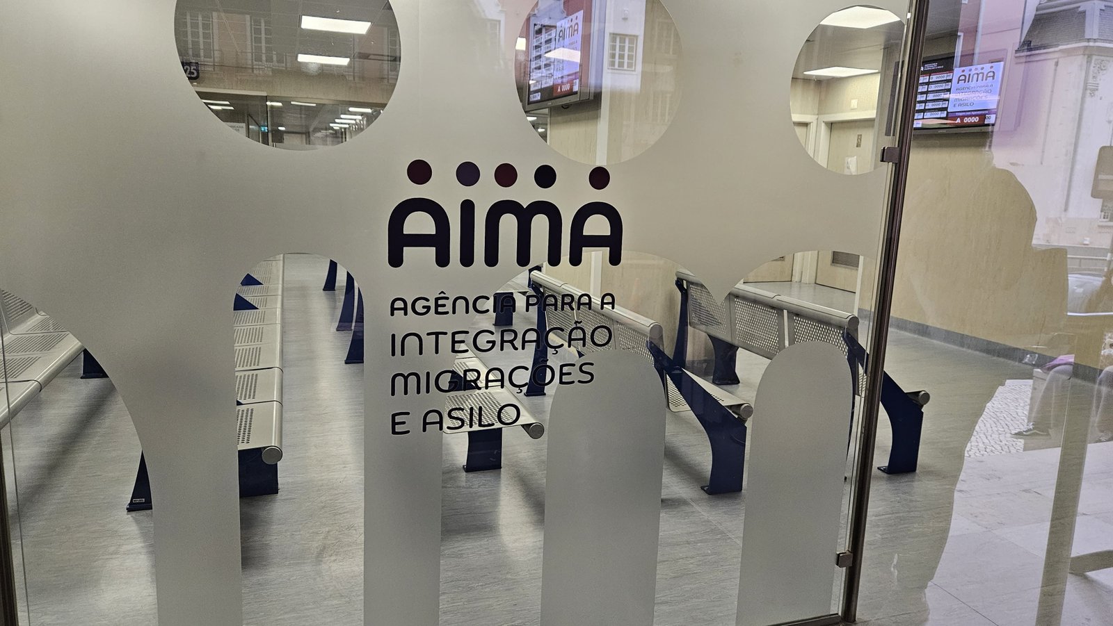 Loja Aima em Lisboa vazia. Crédito: Déborah Lima, BRASIL JÁ