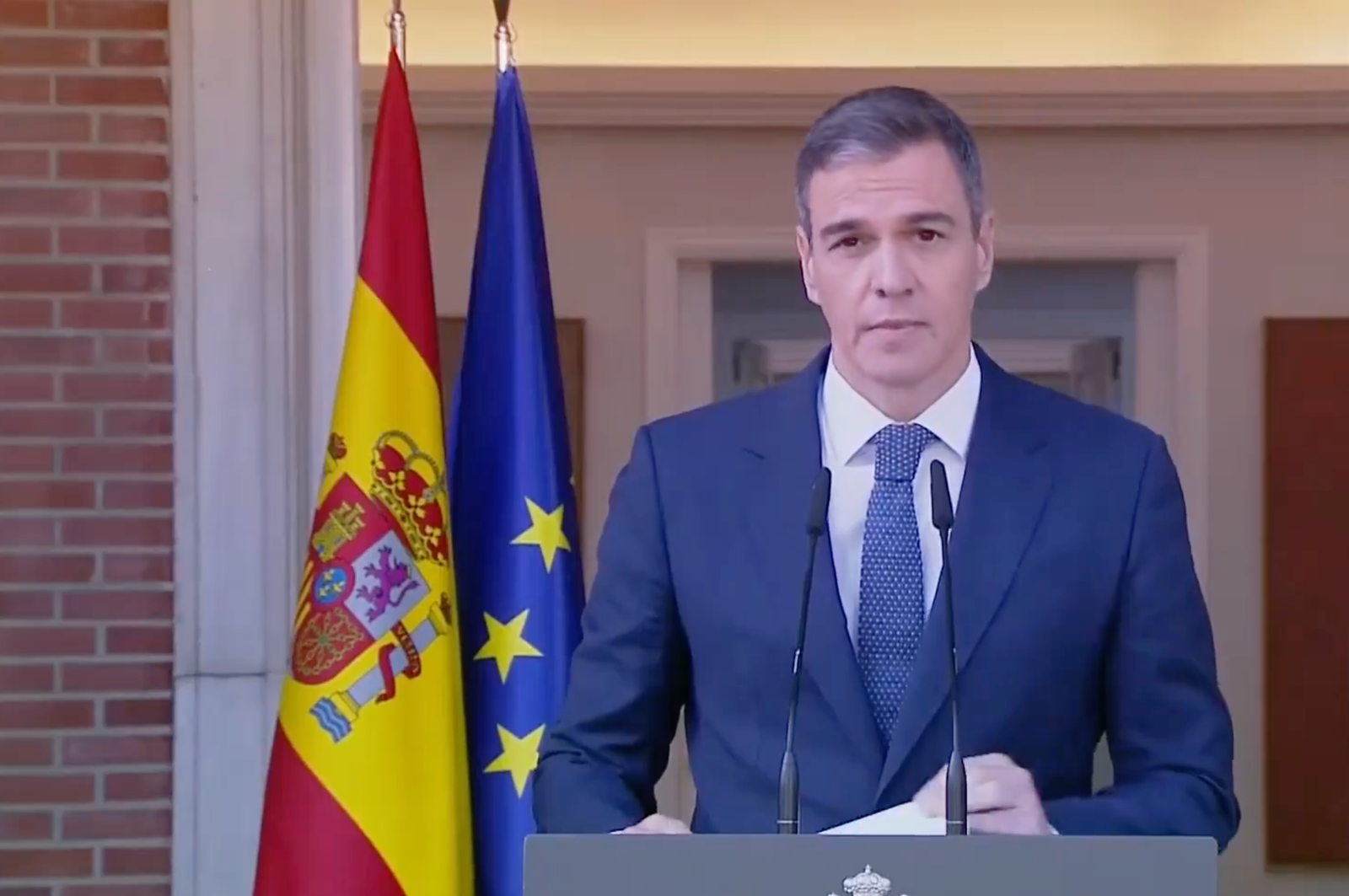 Pedro Sánchez numa declaração em Madrid, antes do início da reunião do Conselho de Ministros. Foto: X/Reprodução