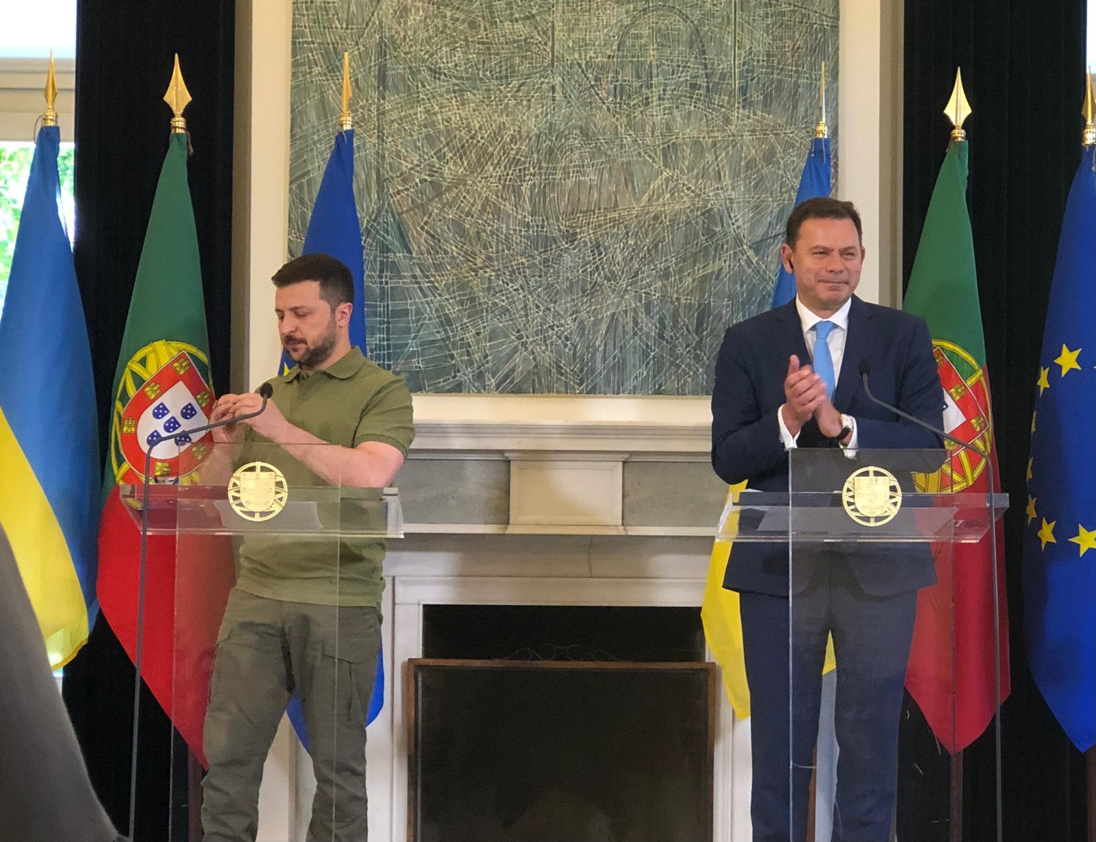 Presidente da Ucrânia, Volodymyr Zelensky (esquerda) e primeiro-ministro Luís Montenegro. Crédito: Stefani Costa, BRASIL JÁ