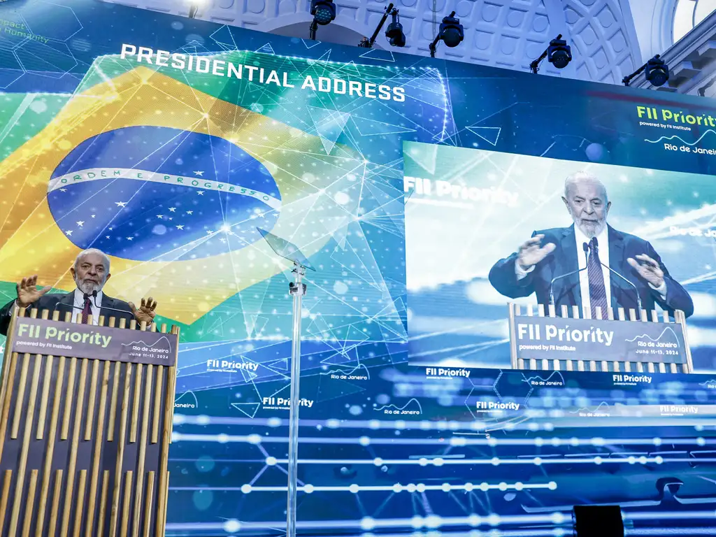 Presidente da República, Luiz Inácio Lula da Silva, durante a sessão de abertura do Fórum de Investimentos Prioridade 2024 do Instituto da Iniciativa de Investimentos Futuros (FII Institute), no Copacabana Palace. Crédito: Ricardo Stuckert, PR