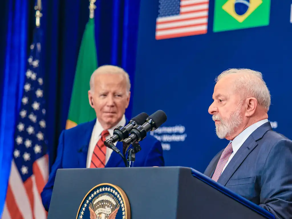 Presidente Lula (à direita) e presidente Joe Biden. Crédito: Ricardo Stuckert, PR