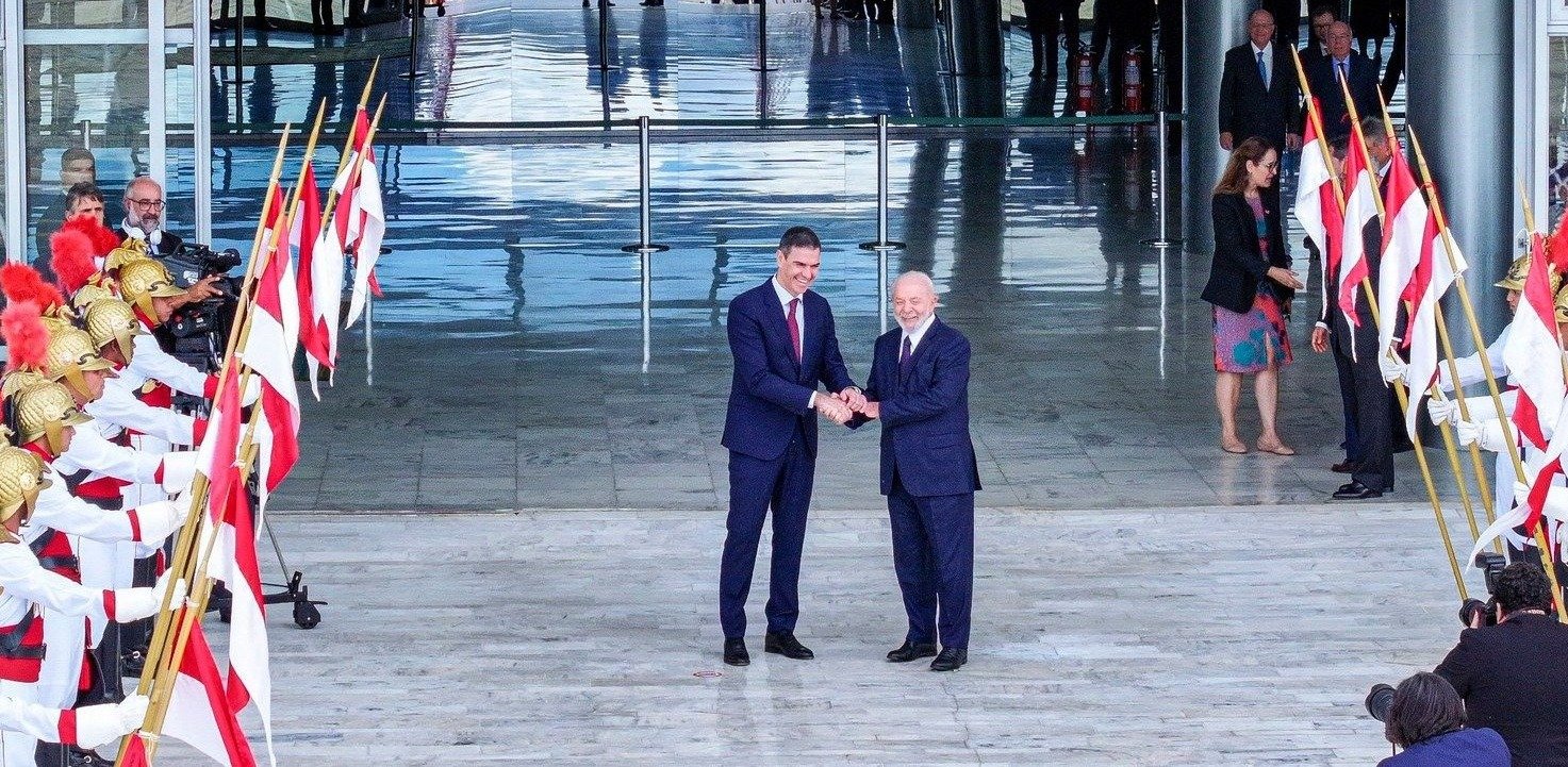 Presidente Lula (à direita) e presidente do Governo da Espanha, Pedro Sánchez, durante visita do espanhol ao Brasil, em março deste ano. Crédito: Ricardo Stuckert, PR